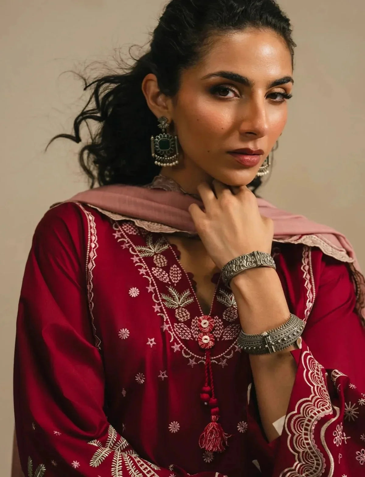 Amber Sarya embroidered lawn 3-piece by NAAZPOSH