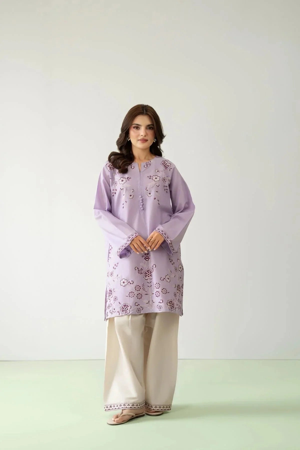 Lilac embroidered lawn 2-piece by NAAZPOSH