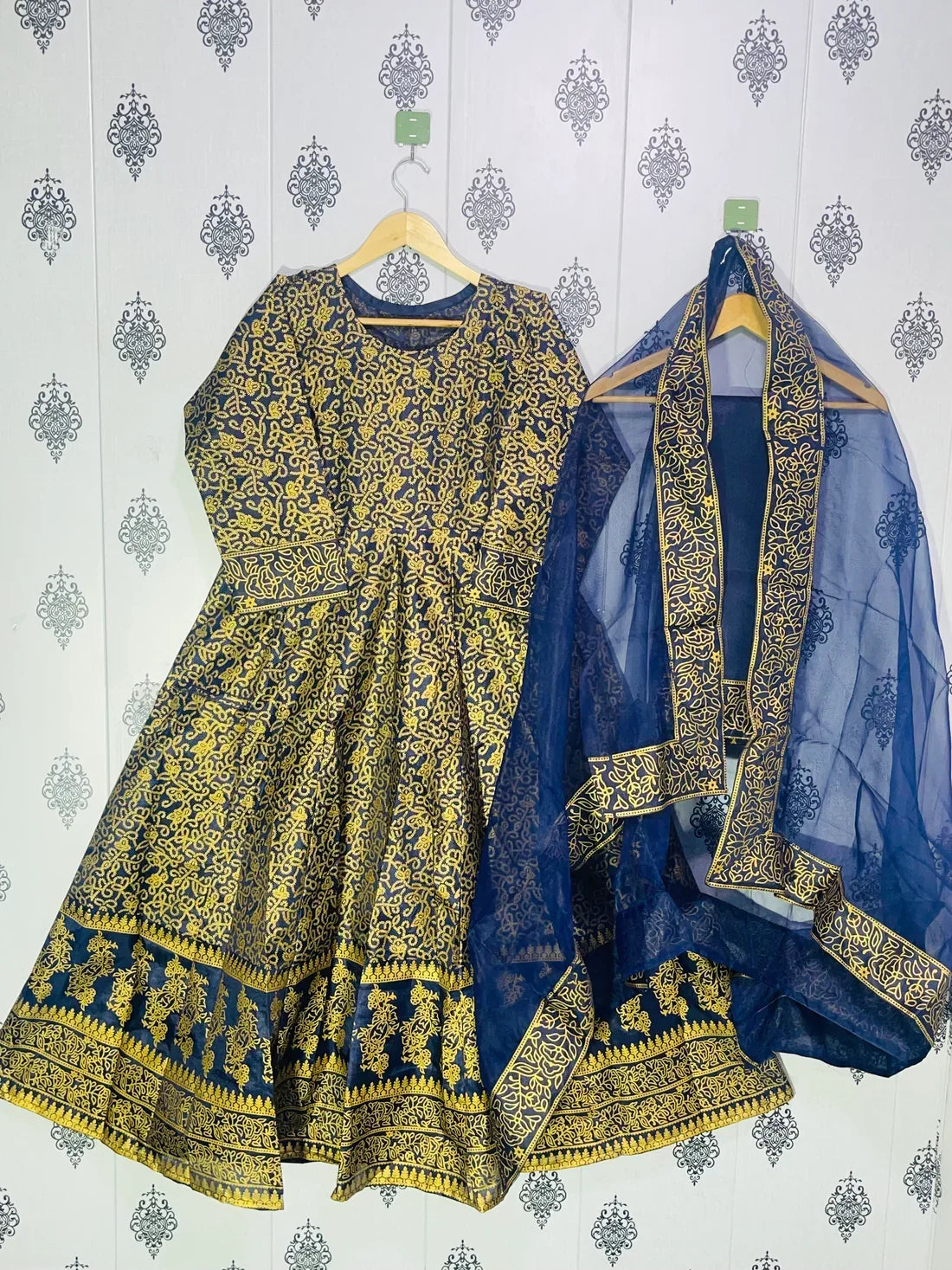 Emire digital silk 3-piece by NAAZPOSH