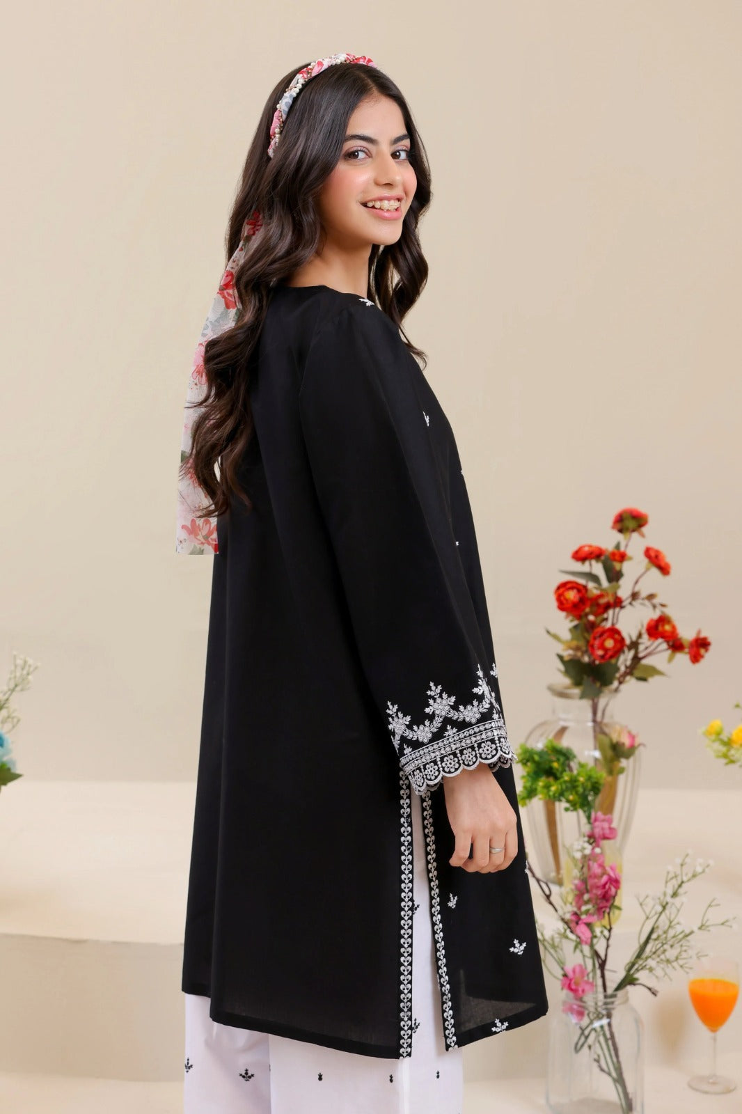 Black Blossom embroidered lawn 2-piece by NAAZPOSH