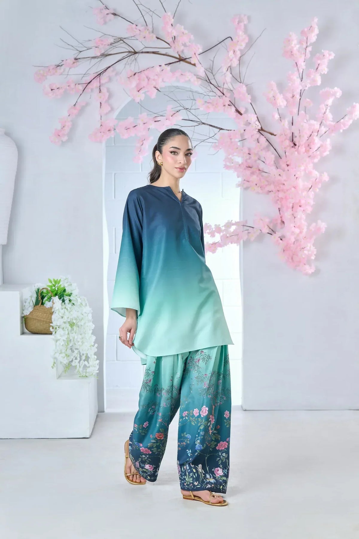 Aleezy printed silk stitched suit by NAAZPOSH