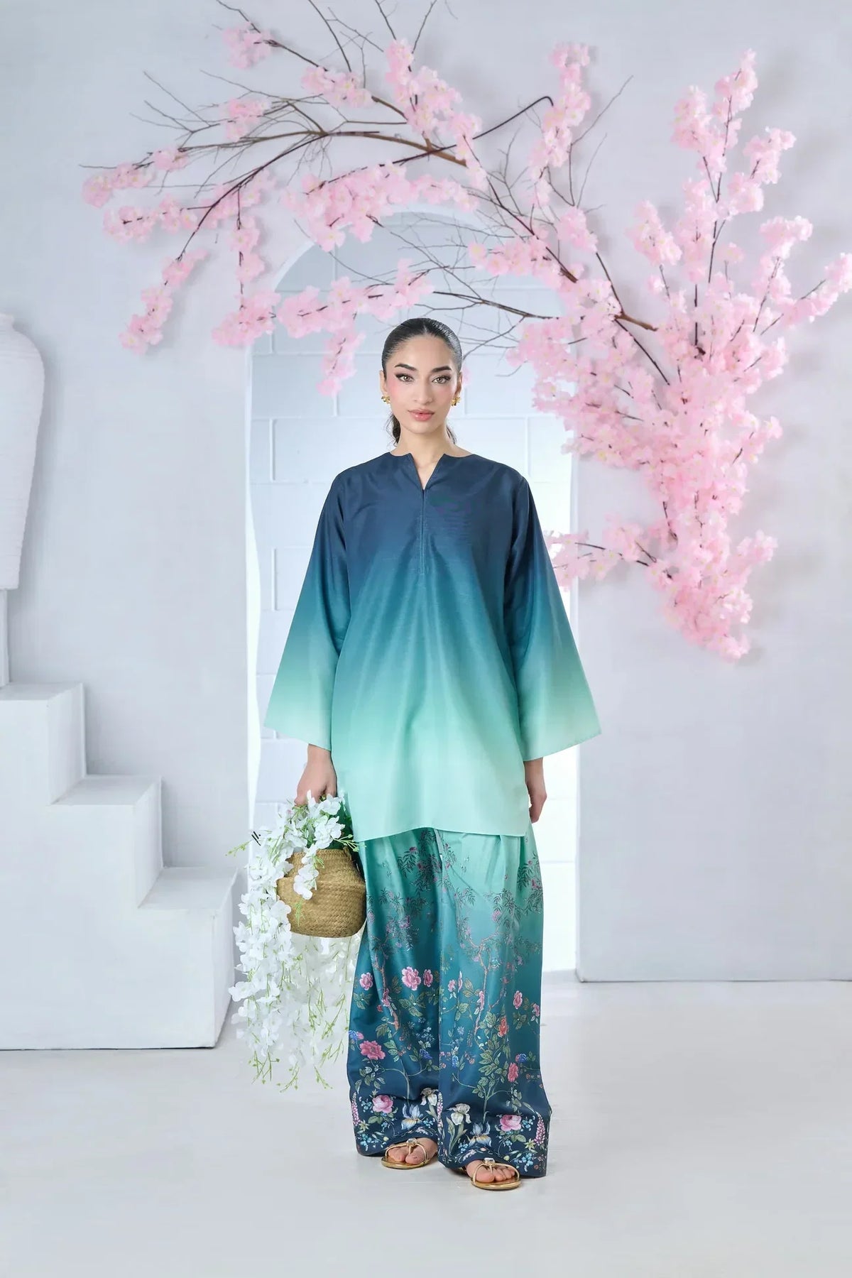 Aleezy printed silk stitched suit by NAAZPOSH