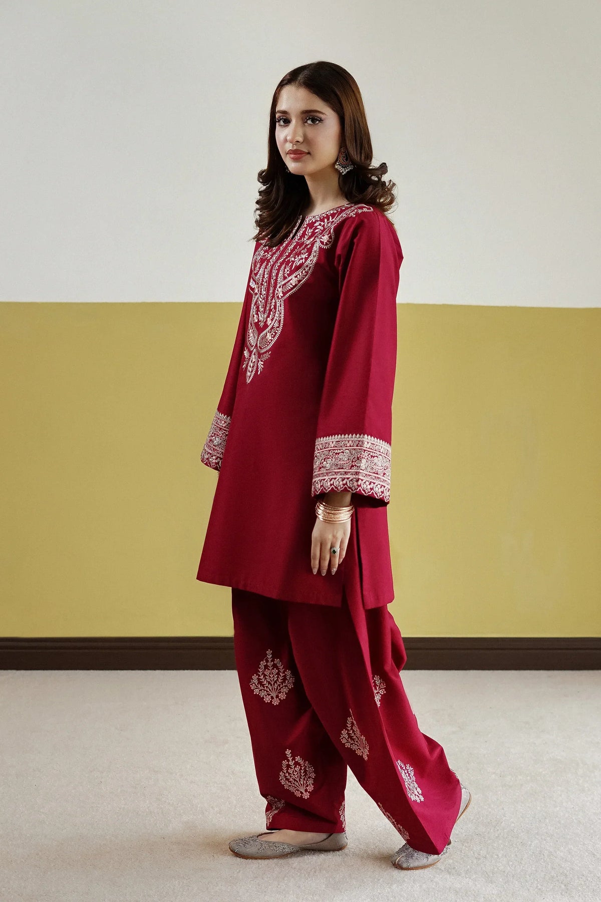 Nisha embroidered lawn 2-piece by NAAZPOSH