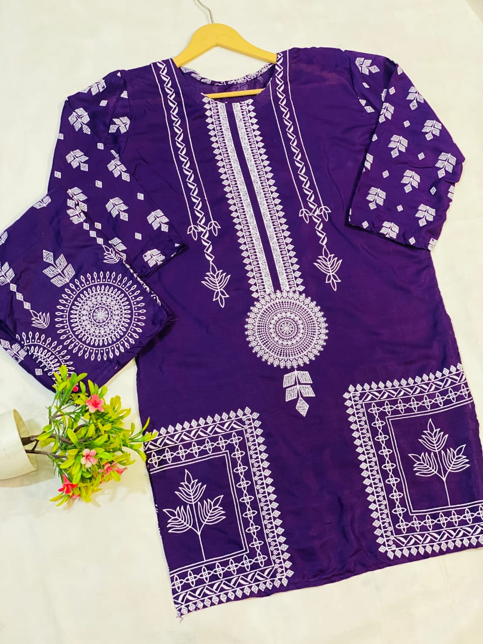 Rangeen printed lawn 2-piece by NAAZPOSH