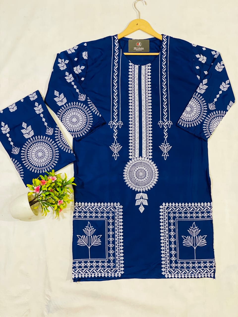 Rangeen printed lawn 2-piece by NAAZPOSH