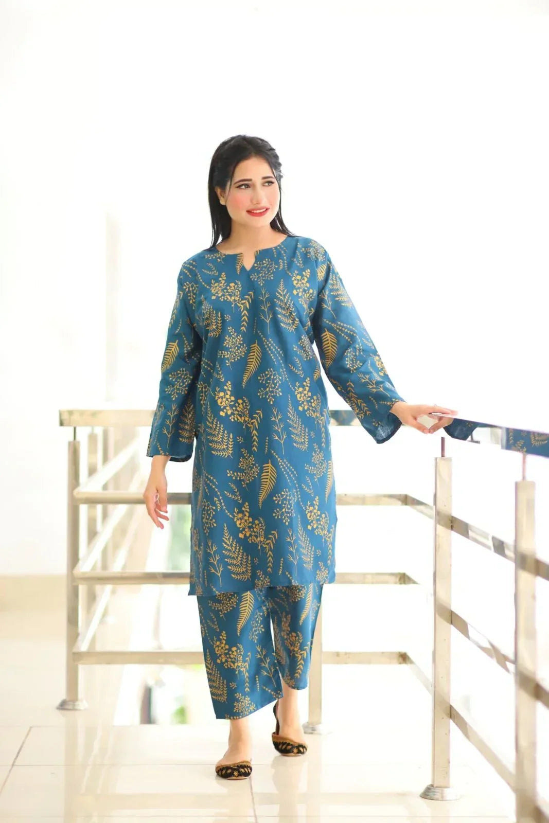 Flora Leaf printed linen 2-piece by NAAZPOSH