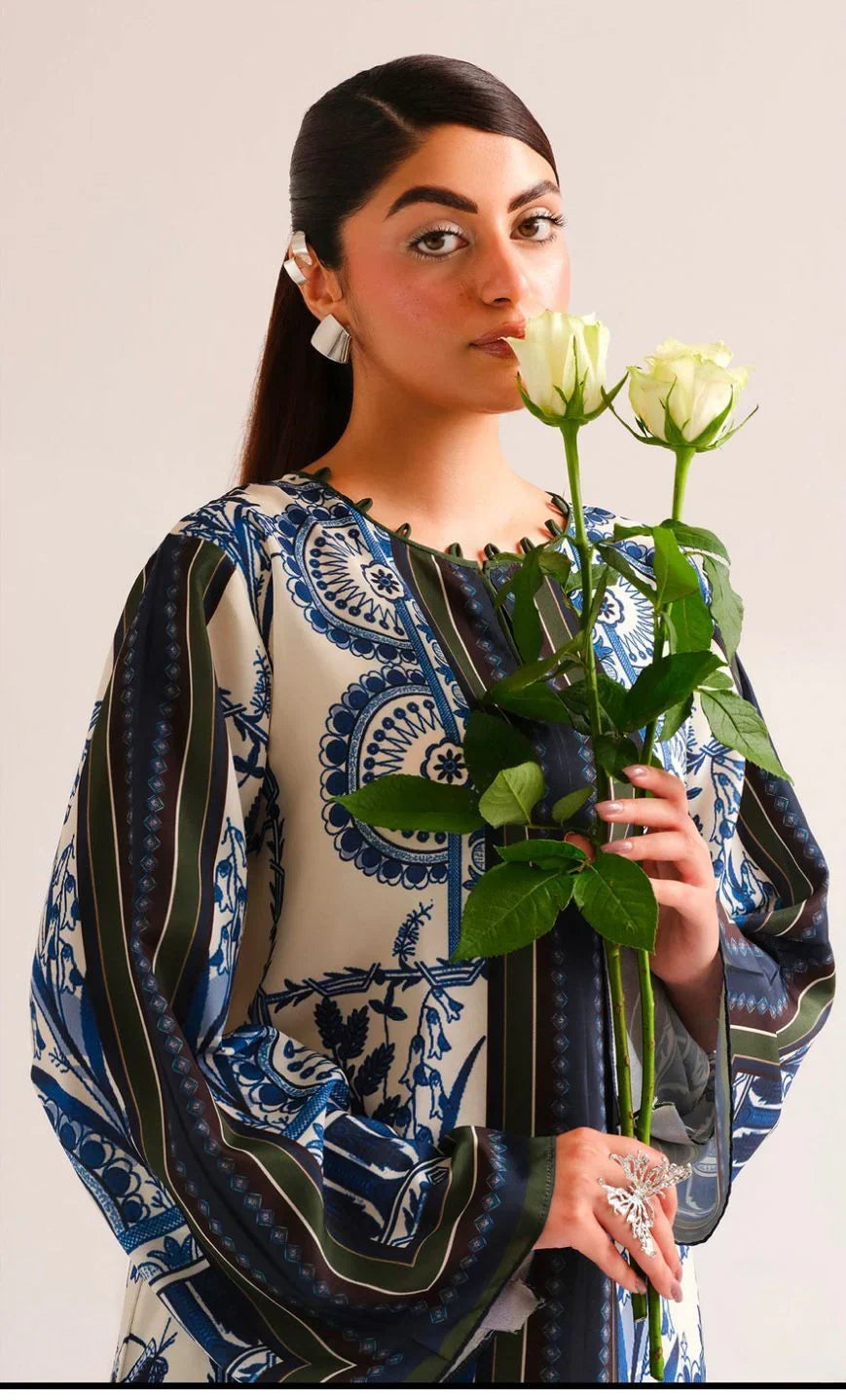 Fiorella silk 2-piece by NAAZPOSH