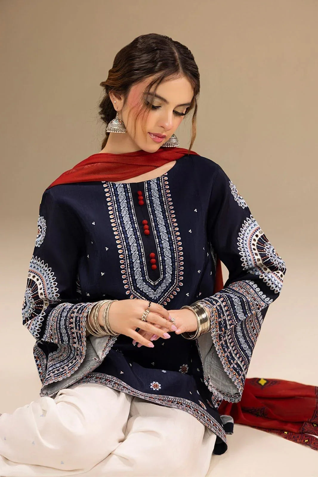 Noor E Hoor embroidered linen 3-piece by NAAZPOSH