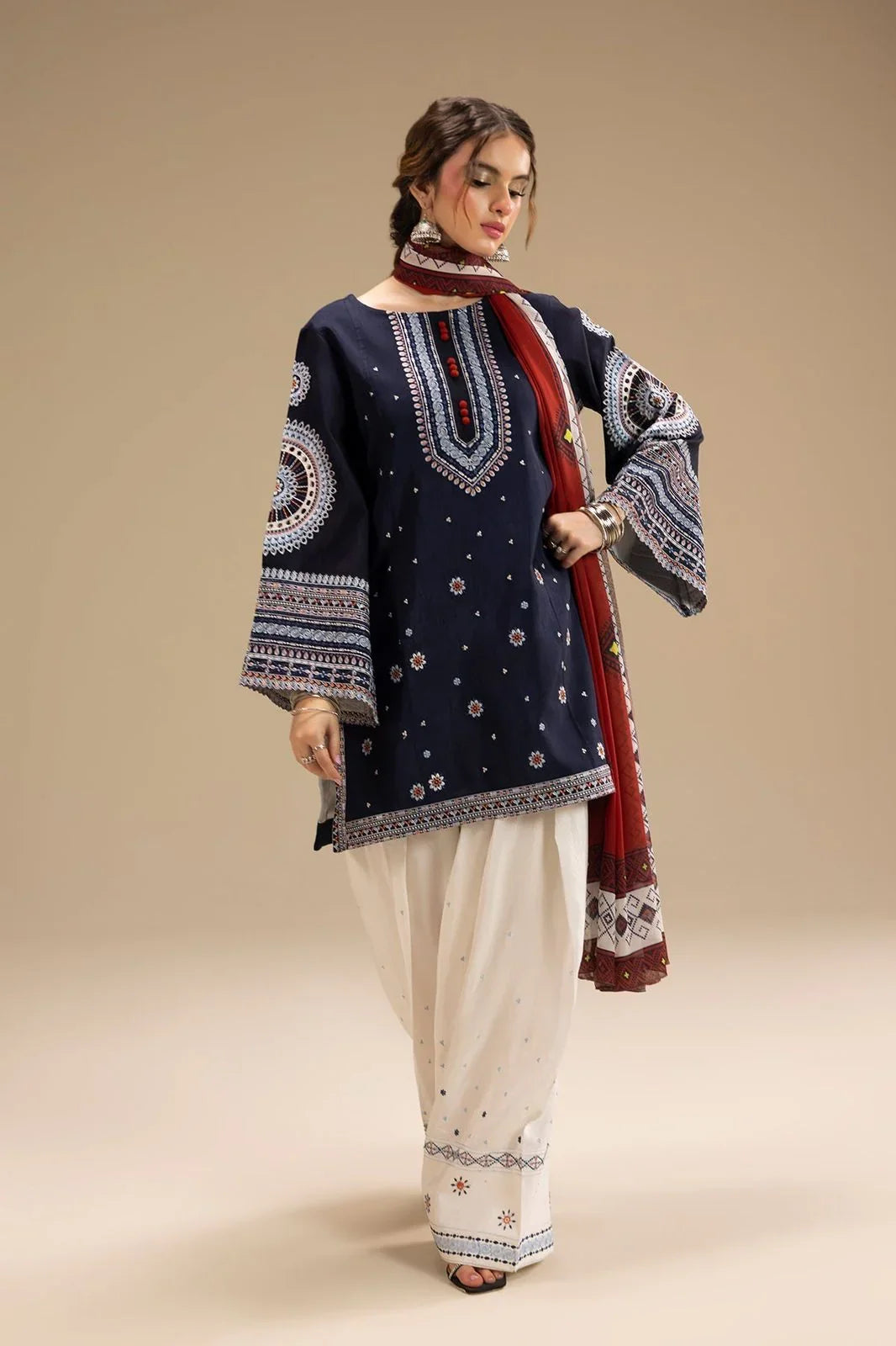 Noor E Hoor embroidered linen 3-piece by NAAZPOSH