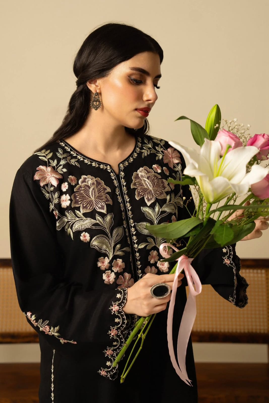 Floral Black embroidered linen 2-piece by NAAZPOSH