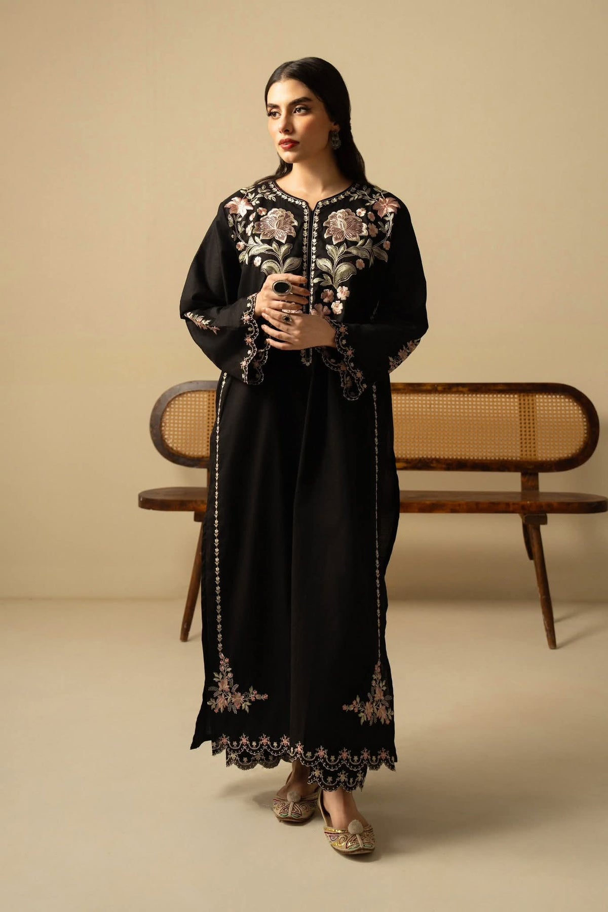 Floral Black embroidered linen 2-piece by NAAZPOSH