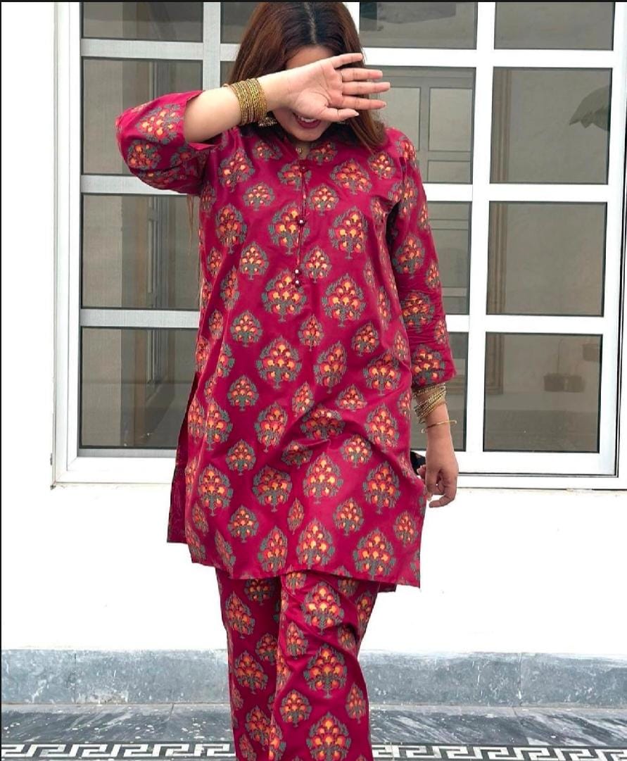 Leaf printed linen 2-piece by NAAZPOSH