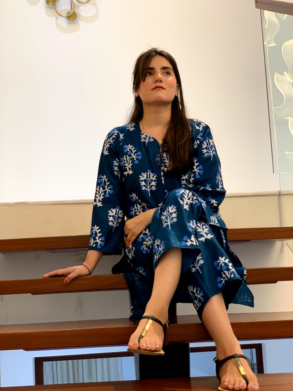 Floral linen 2-piece by NAAZPOSH