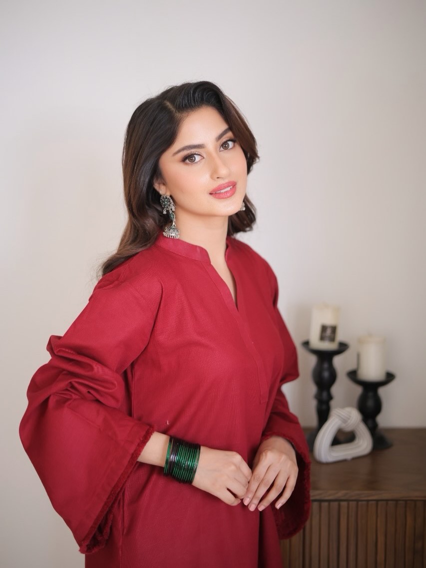 Crimson Heart linen 2-piece by NAAZPOSH