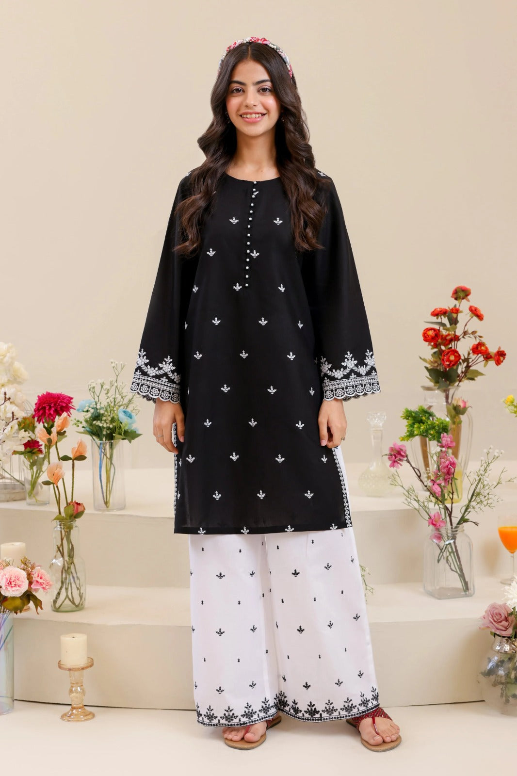 Black Blossom embroidered lawn 2-piece by NAAZPOSH