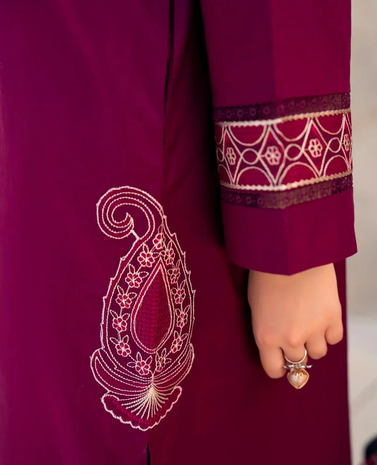 Calico linen 3-piece by NAAZPOSH